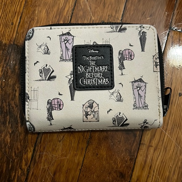 Hot Topic Handbags - Tim Burtons, the nightmare before Christmas wallet